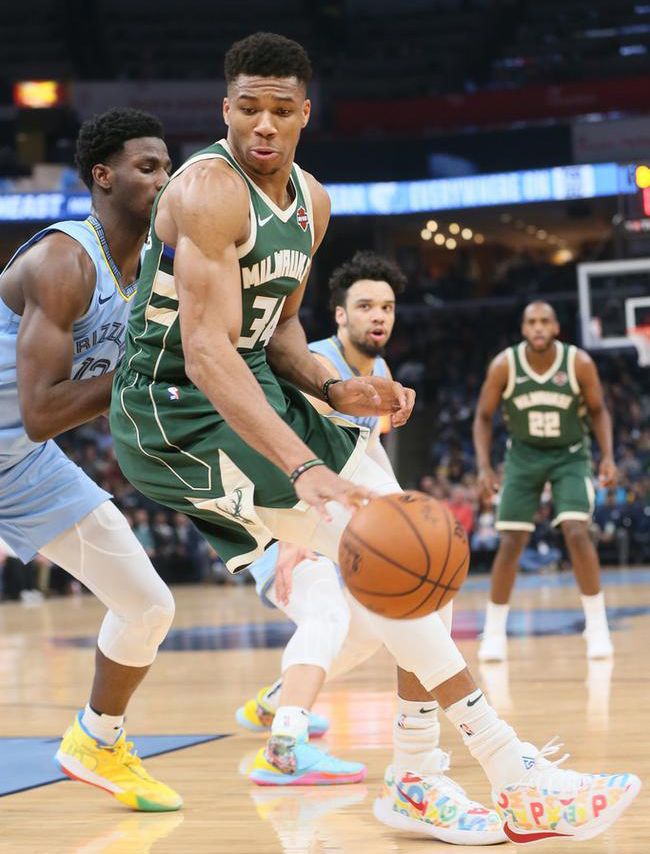 角色并非易 角色并非易