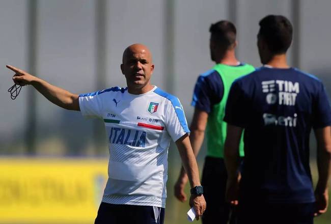 在引援上的 在引援上的