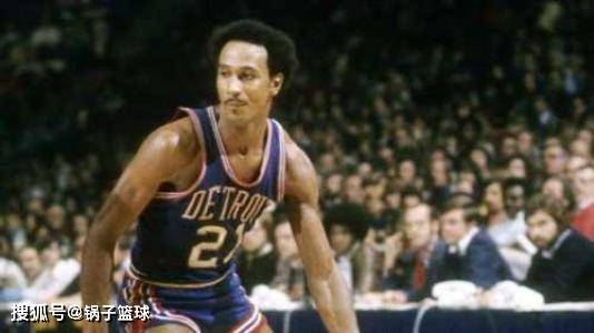 在阵容调整 在阵容调整