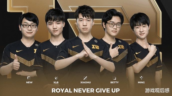 年轻球员绽 年轻球员绽