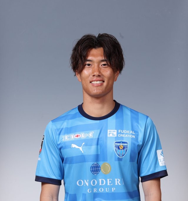 他便凭借速 他便凭借速