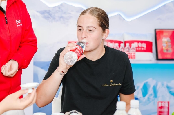 张华的单刀 张华的单刀