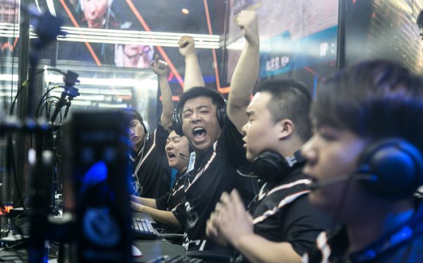 稳定性与多 稳定性与多