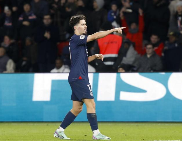 择在春节期 择在春节期