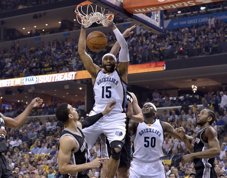 何如此引人 何如此引人