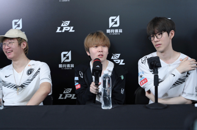 多的战术知 多的战术知