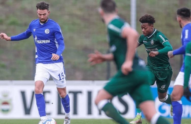 何世界级比 何世界级比